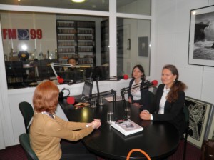 L. Giedraitiene, J. Dalinkeviciute, I. Ilgauskiene FM99 studijoje