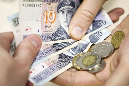 Kokie mokesčiai ar išmokos pildys ar tuštins mūsų pinigines