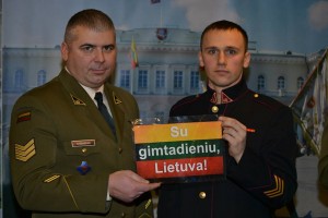 Jaunieji lyderiai kviecia sveikinti Lietuva su gimtadieniuFM99 (2)