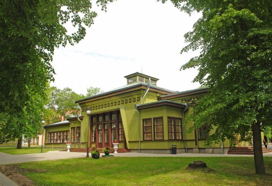 „Keliauk ir pažink“ po visą Pietų Lietuvą kartu su FM99. Birštono valdovų rūmai ir Kurhauzas