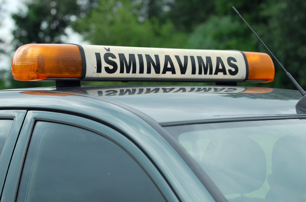 Alytuje įmonėje rastas sprogmuo saugiai išvežtas sunaikinti