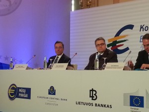 Iš kairės: ECB vadovas M.Dragis, LB vadovas V. Vasiliauskas