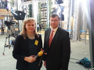 EK viceprezidentas Valdis Dombrovskis ir Vilija Kvedaraitė 