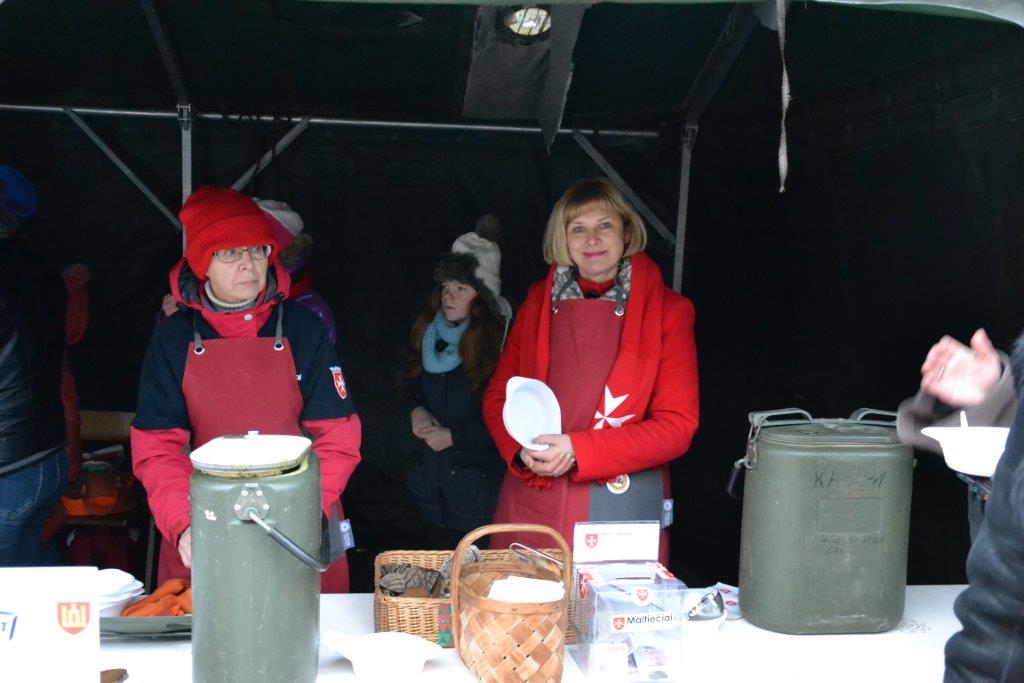 Alytiškiai „Maltiečių sriubai“ paaukojo 5000 litų
