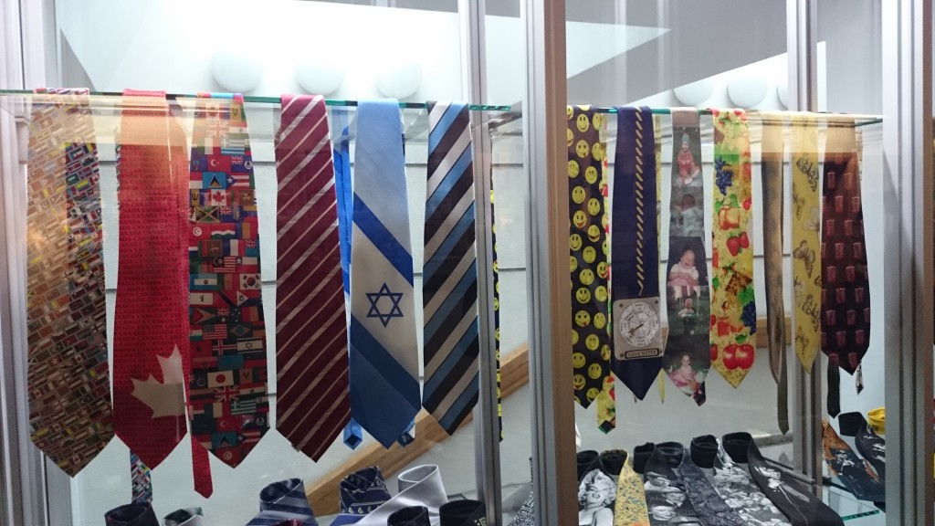 Kaklaraiščių paroda Alytaus miesto savivaldybėje