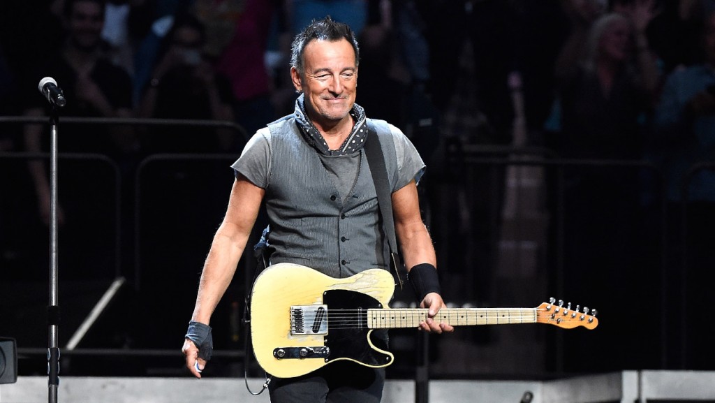  Bruce Springsteen Photo by Kevin Mazur/WireImage)