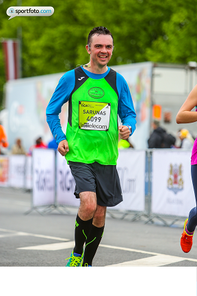 Pusmaratonio ALYTAUS TILTAI koordinatorius Šarūnas Klėgeris - aktyvus maratonų ir kitų bėgimų Lietuvoje ir užsienyje dalyvis