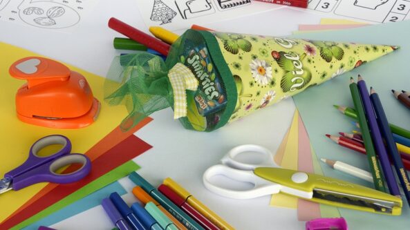 Savaitgalį Alytuje vyks akcija kviečianti aukoti būtinų mokyklinių priemonių vaikams