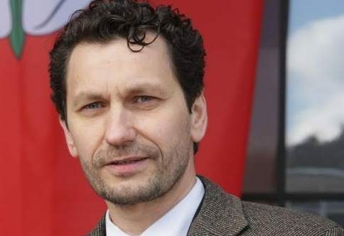 Roberto Šarknicko komentaras dėl įpareigojimo žiniasklaidai skelbti teigiamą informaciją