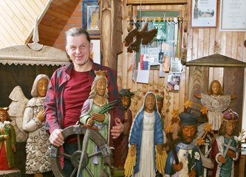 „Pirmas puslapis” – Skulptorius Saulius Lampickas antrą kartą apdovanotas prestižiniu Aukso vainiku