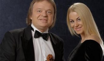 „FM99” kultūra – pavasarį pasitikime su Alytaus miesto teatre skambančiomis miuziklų dienomis! (Papildyta interviu su Aidu Giniočiu ir Vaida Genyte)