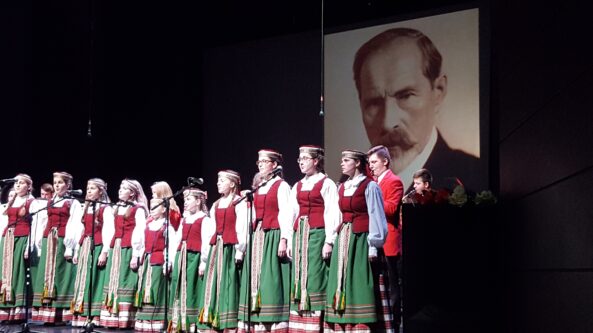 „Pilietiškumo dėlionė“ – V. Kavaliauskas: „istorija moko nedaryti klaidų. Jeigu didžiuojiesi savo dieduku, didžiuojiesi ir savo Valstybe“