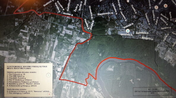 Alytuje atsiras trys elektromobilių greito įkrovimo stotelės