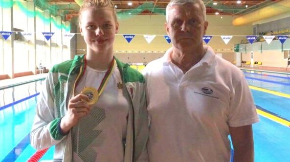 Alytiškė plaukikė pagerino Lietuvos rekordą