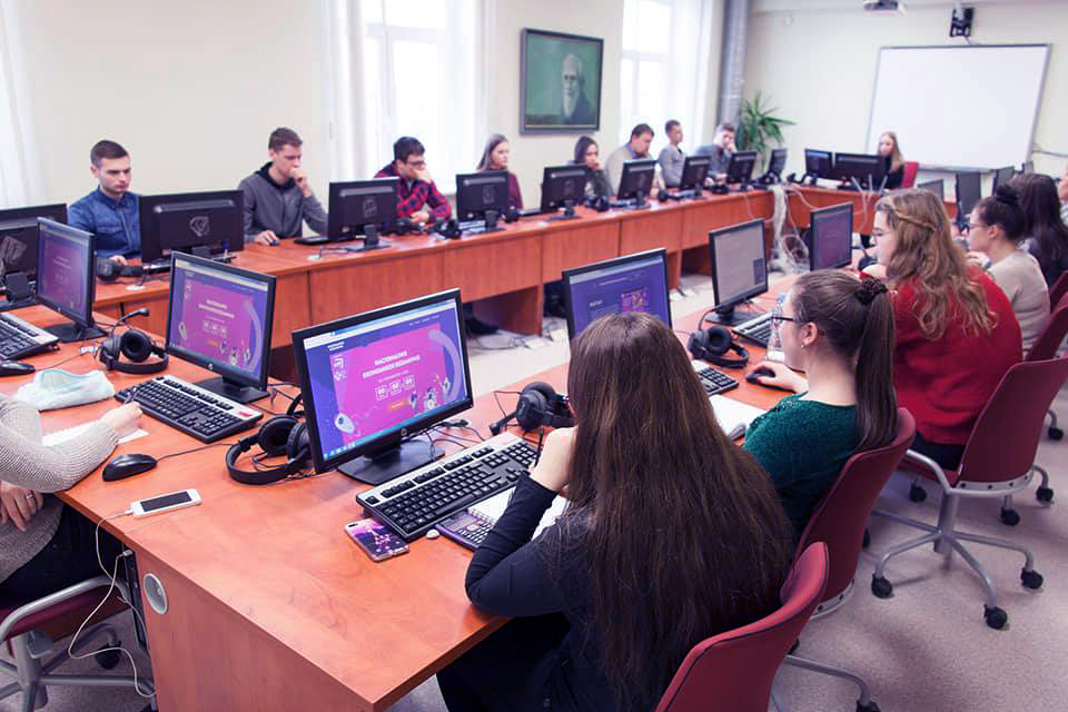 Matematikos egzaminą šiemet neišlaikė daugiau nei 15 procentų abiturientų