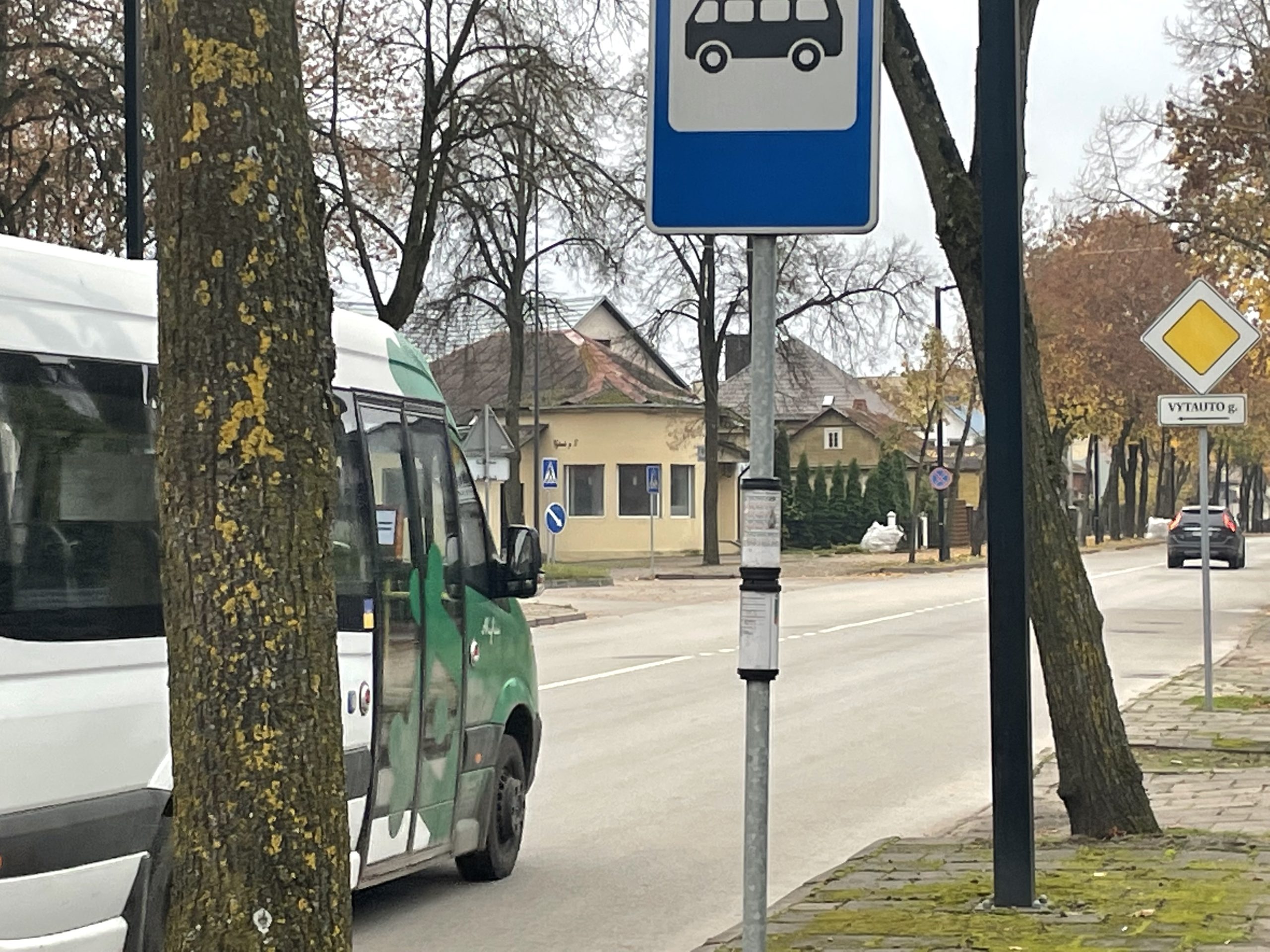 Nuo balandžio 1-osios daugiau žmonių galės pasinaudoti transporto lengvatomis