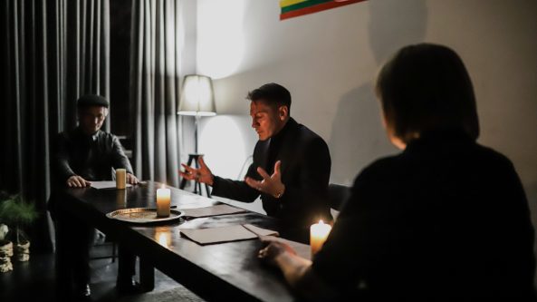 Ant teatro stogo – dramaturgijos vakaras, kuriame žodžiai tampa mažuspektakliu