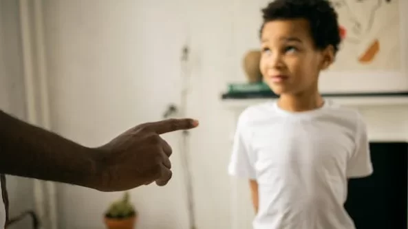 „Vaikų pasaulis mūsų pasaulyje“: skaudžios tėvų ištariamos frazės vaikams – nepagarbos žmogui ženklas?