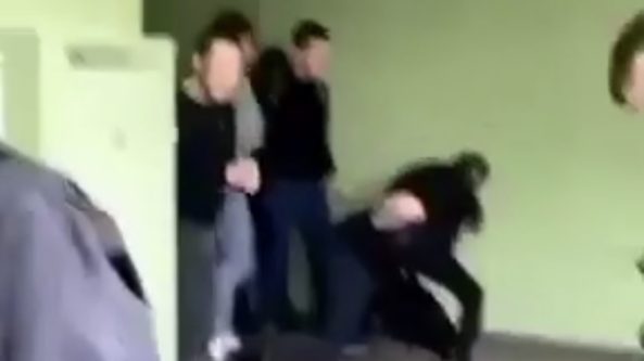 Alytaus Volungės mokyklos direktorė: „Turime laiko filmuoti, bet nelekiame kviesti pagalbos“