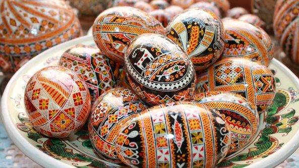 Щасливого Великодня! Su Šv. Velykomis šiandien sveikiname Ukrainą! „Susipažinkim, pažinkim, draugaukim!” III-ioji ciklo laida