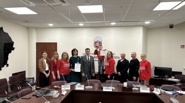 „Mamų unija“ prašo registruoti vėžiu sergančią kandidatę Mariją į LR Prezidento rinkimus 2059 metais
