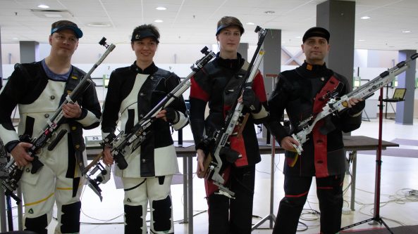 Alytiškių triumfas Lietuvos mišrių porų čempionate pneumatiniais ginklais