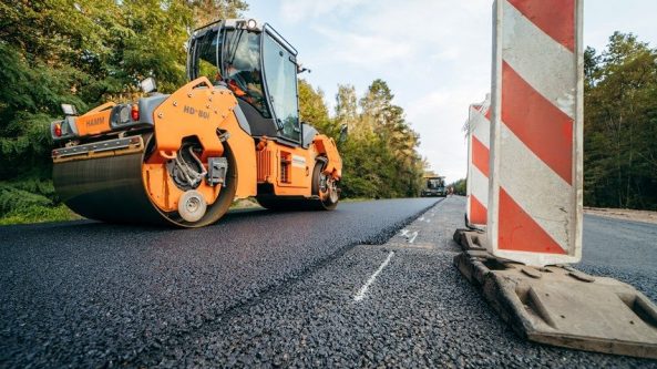 Tarp mokančių didžiausius atlyginimus Lietuvoje ir Alytaus „Alkestą“ nupirkusi įmonė