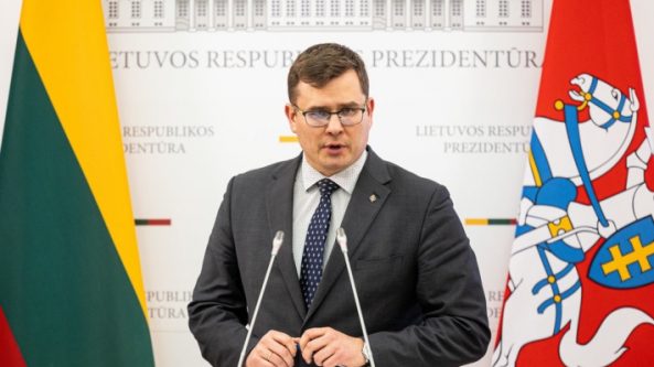 Prezidentas paskyrė L. Kasčiūną krašto apsaugos ministru