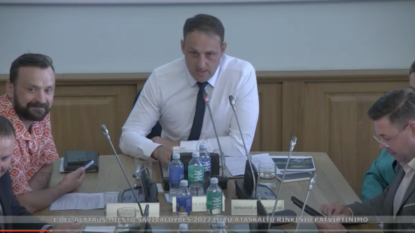Didinti gimstamumą Alytuje meras kvietė tarybos narius