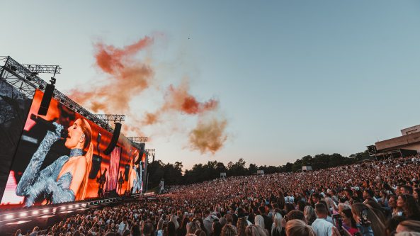 Jessica Shy pristato kūrinį „Žvaigždės“: rytoj pasirodančio trečiojo albumo įžanga