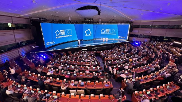 Europos Parlamentas pasmerkė bandymus paminti LRT nepriklausomybę