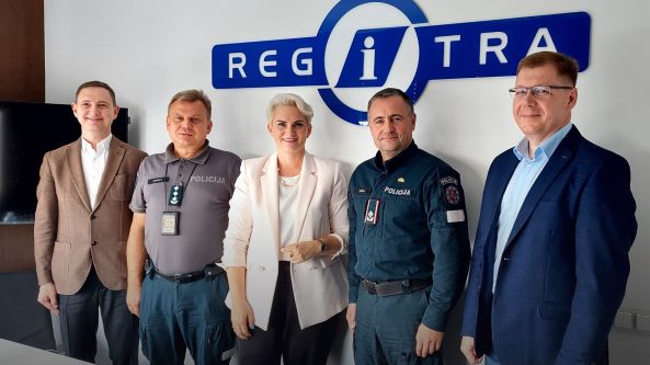 „Regitra“ ir Lietuvos policija kryptingai tęsia pradėtus darbus sukčiavimo ir korupcijos prevencijos srityse