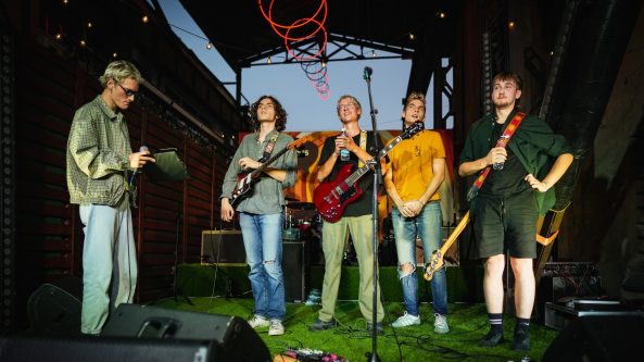 Muzikos inkubatorius NOVUS – alytiškių grupė „FRIZZ”II vieta ir 500 Eur premija