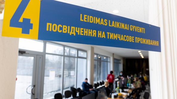 Leidimus laikinai gyventi Lietuvoje turi beveik 45 tūkstančiai Ukrainos karo pabėgėlių