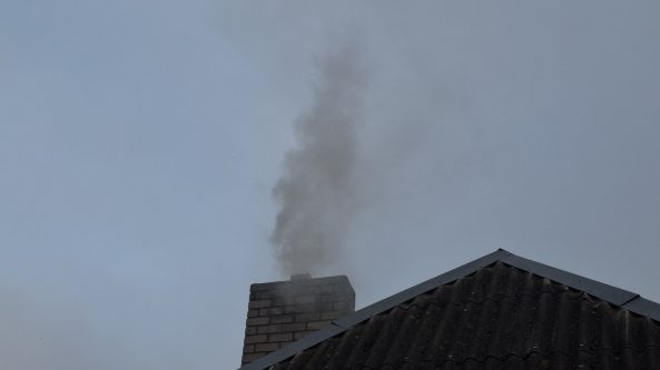 Kokių reikalavimų reikia laikytis šildantis namus?