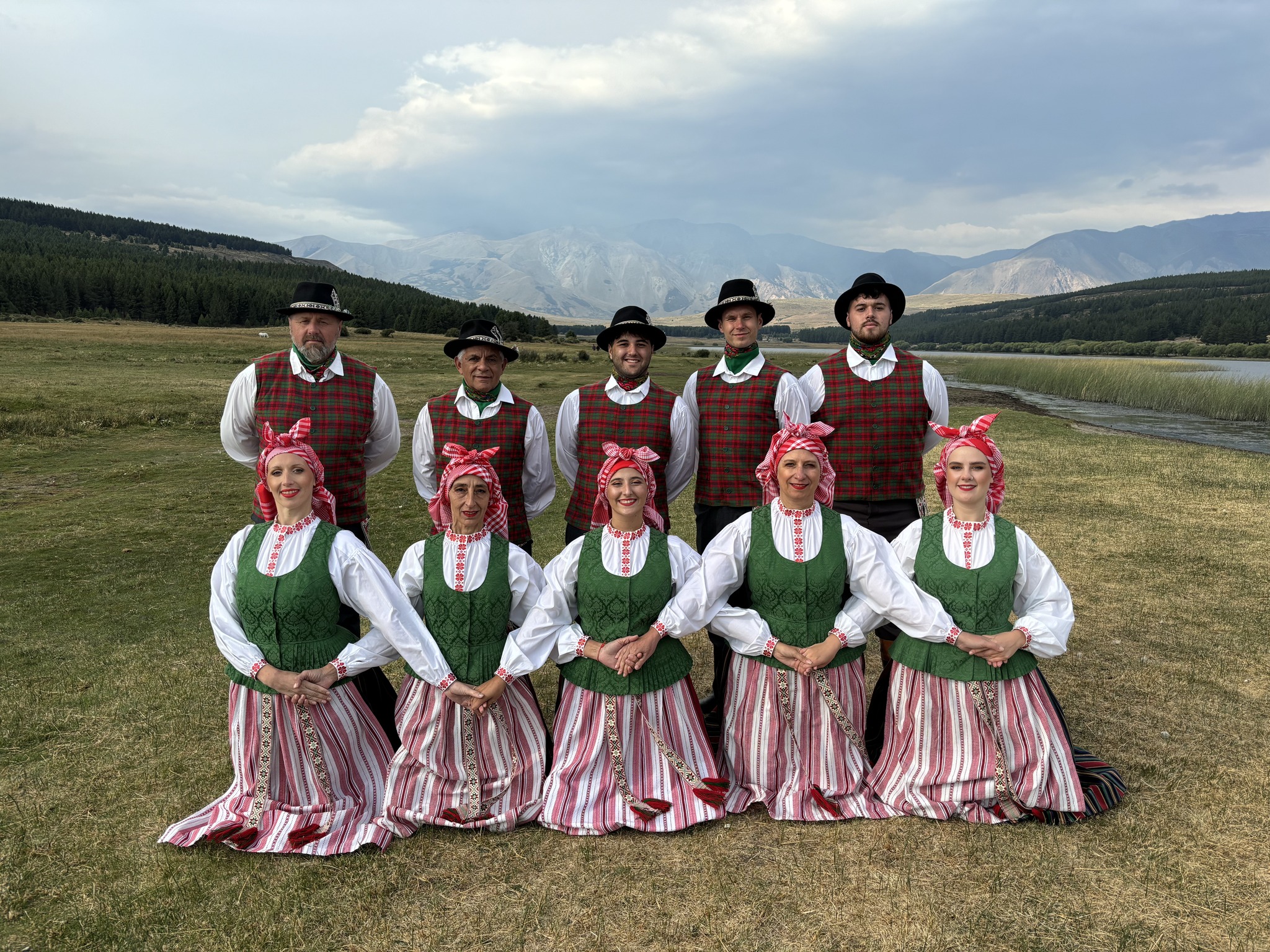 Lietuvių tautinių šokių kolektyvas „Griaustinis“ koncertavo Esquelyje, Chubuto provincijoje