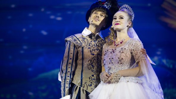 Muzikinio spektaklio „Riešutėliai Pelenei“ pagrindinių vaidmenų kūrėjai – alytiškiai