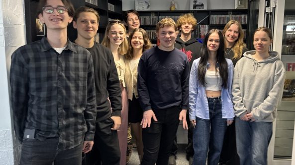 „Vaikų pasaulis mūsų pasaulyje“ svečiai – Alytaus A. Ramanausko-Vanago ir Jotvingių gimnazijų moksleiviai