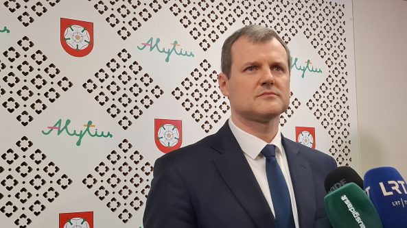 Premjeras Gintautas Paluckas: „gyvi susitikimai išjudina įsisenėjusias problemas“
