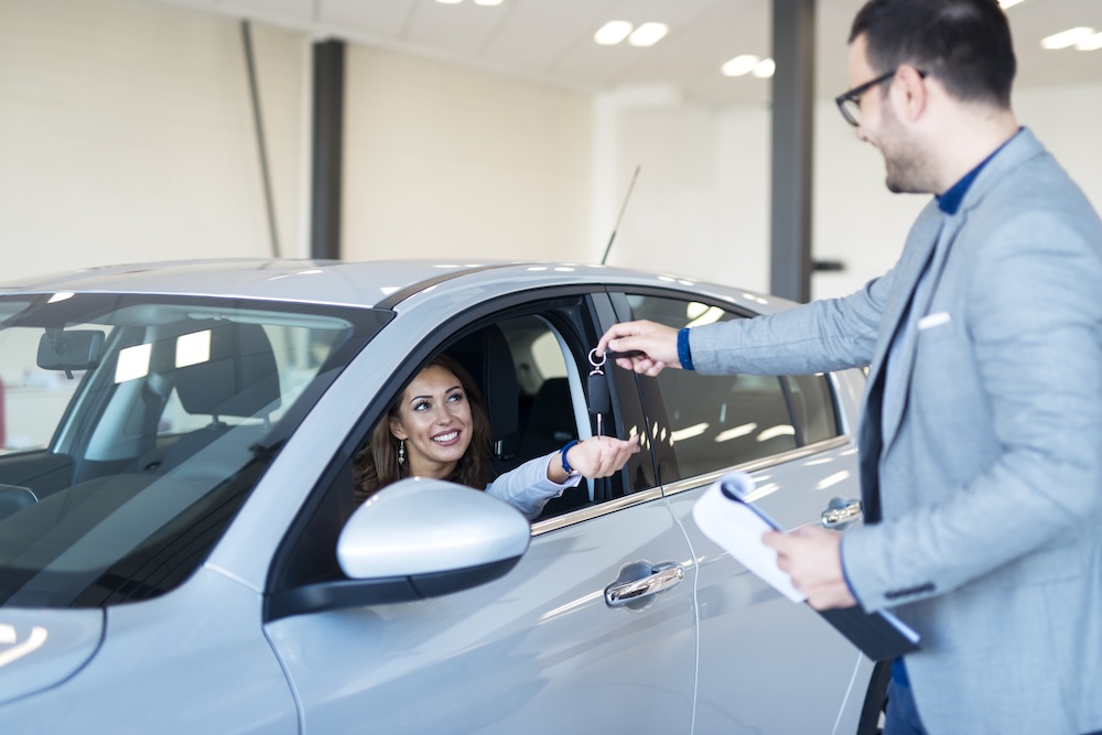 Sezoninė automobilių nuoma: Kada galima rasti geriausius pasiūlymus?
