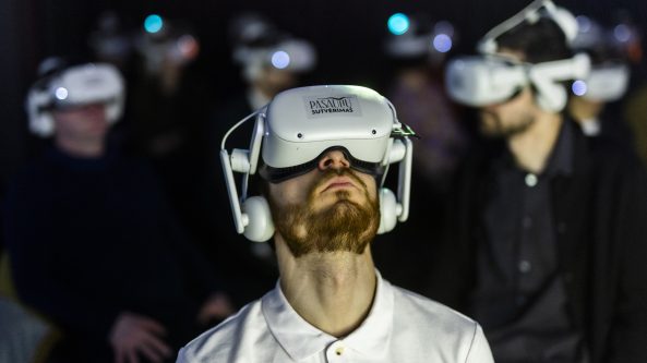 Virtualios realybės patirtis „Pasaulių Sutvėrimas“ atvyksta į Alytų (papildyta interviu) Virtualios realybės patirtis „Pasaulių Sutvėrimas“ atvyksta į Alytų (papildyta interviu)
