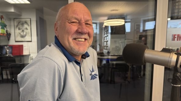 Vaclovas Goštautas Alytų vaišina unikalia „Piliakalnio gira“