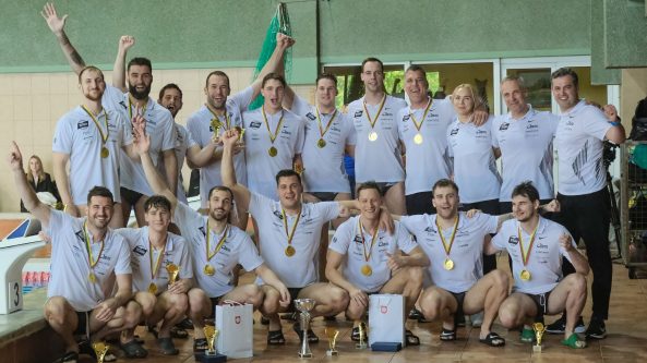 „Žaibo“ vandensvydininkai apgynė Lietuvos čempionų vardus