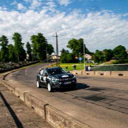 Jubiliejinio „Press Rally“ greičio ruožai džiugins ne tik dalyvius: įspūdingais automobiliais bus galima grožėtis net keliuose miestuose