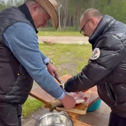 Premjeras Gintautas Paluckas savaitgalį žvejojo su Ričardu Malinausku ir Tautvydu Barščiu
