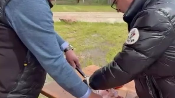 Premjeras Gintautas Paluckas savaitgalį žvejojo su Ričardu Malinausku ir Tautvydu Barščiu