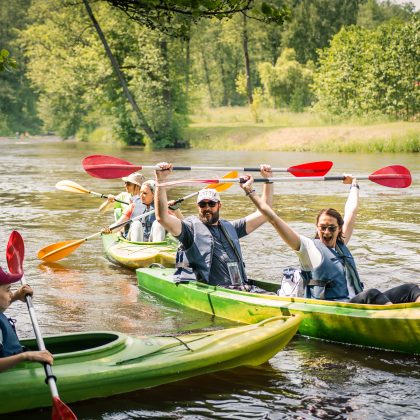 Baidarių entuziastas Pranas į vasaros sezono atidarymą Varėnoje atplauks upių keliais 