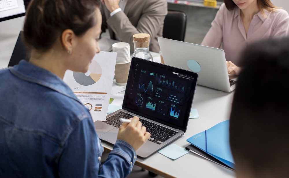 Kaip išmanioji CRM sistema gali sustiprinti jūsų ryšį su klientais?