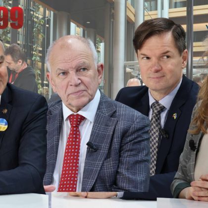 Kaip pavyksta susikalbėti Lietuvos atstovams Europos Parlamente, ką JAV muitai reikštų Lietuvai ir kur nuves nepasitikėjimas Europos Komisijos pirmininke (Atnaujinta)