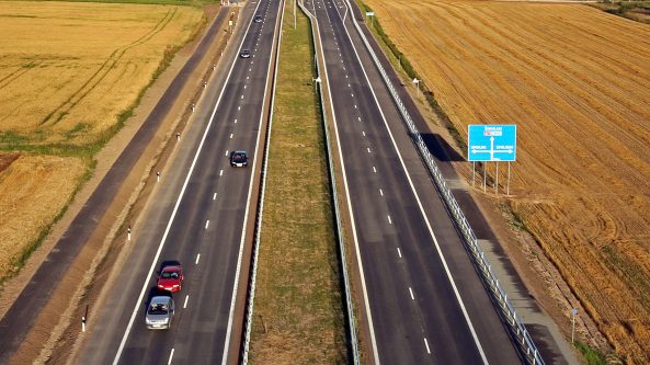 Neramus savaitgalis Alytaus keliuose: eismo įvykiai, girti vairuotojai ir diskusijos dėl elektrinių paspirtukų